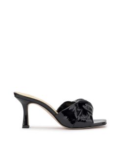 Evirra High Heel in Black Patent