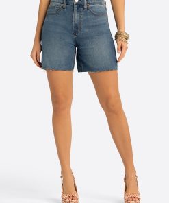 JS Jessica Simpson San Antonio Bermuda Shorts in Seashell