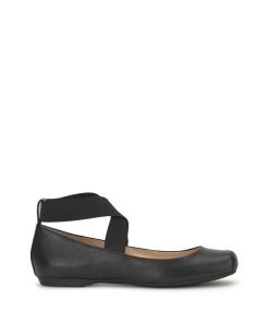 Mandalaye Ballet Flat in Black